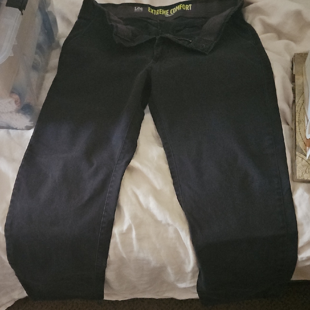 LEE Extreme Comfort Strait Fit 34/32